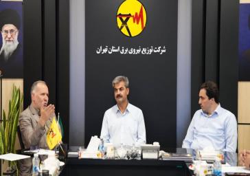 جلسه فرماندار شهریار با مدیران کل توزیع برق استان تهران و آبفا غرب تهران به منظور ایجاد هماهنگی جهت مدیریت تنش آب و برق
