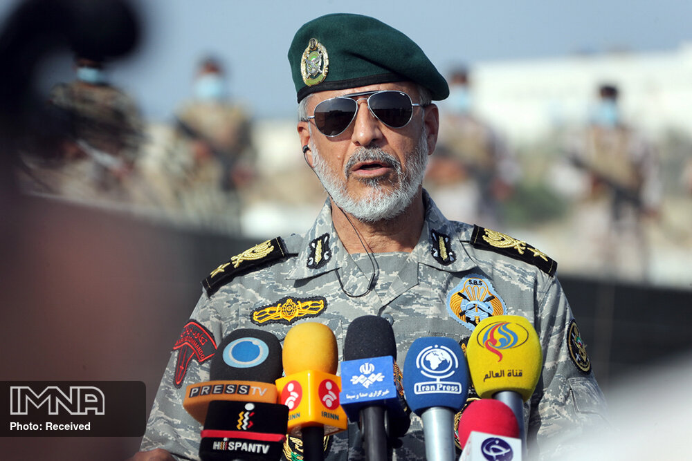 دریادار سیاری: امروز هر خبر دقیق، تیری بر قلب امپراطوری دروغ است