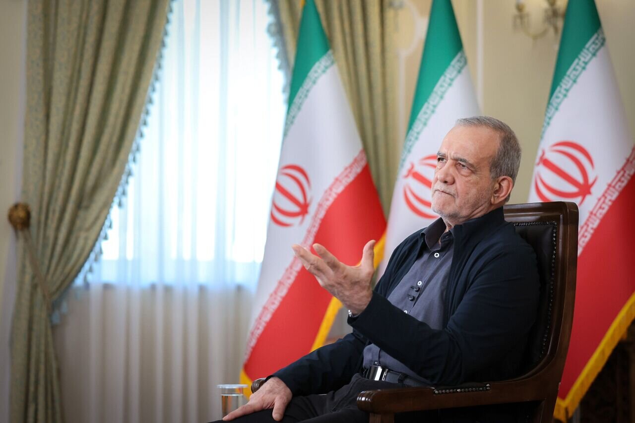 اگر تا امروز ماندهایم، بهخاطر مردم نجیب ایران است/ حتی گلایهمندان هم همراهی کردند