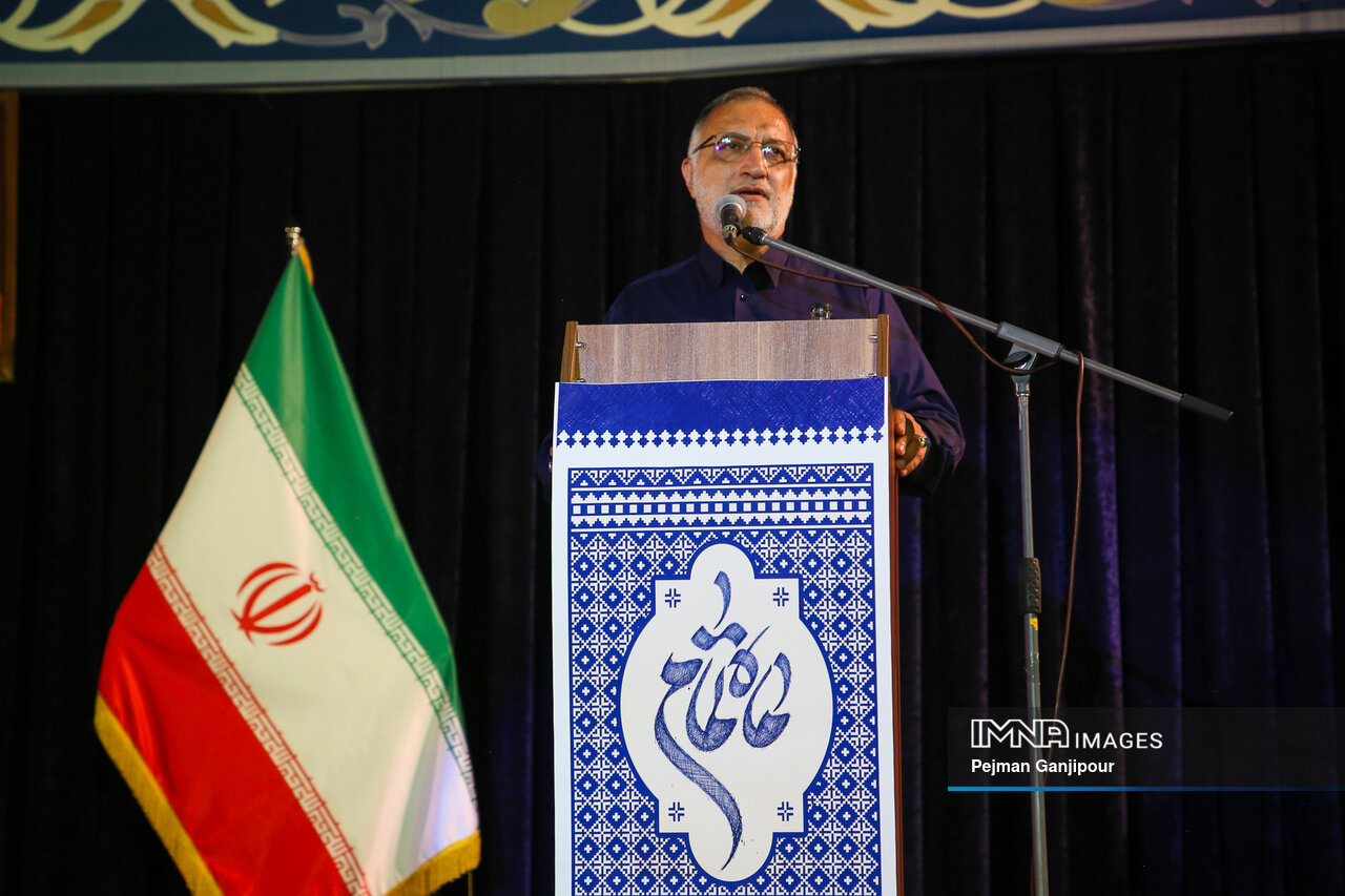 ایستادگی ملت ایران، هیبت آمریکا را فرو ریخت