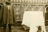 عکس/ جسد احمدشاه قاجار در مسجدی در پاریس پیش از اعزام به کربلا؛ سال ۱۳۰۸