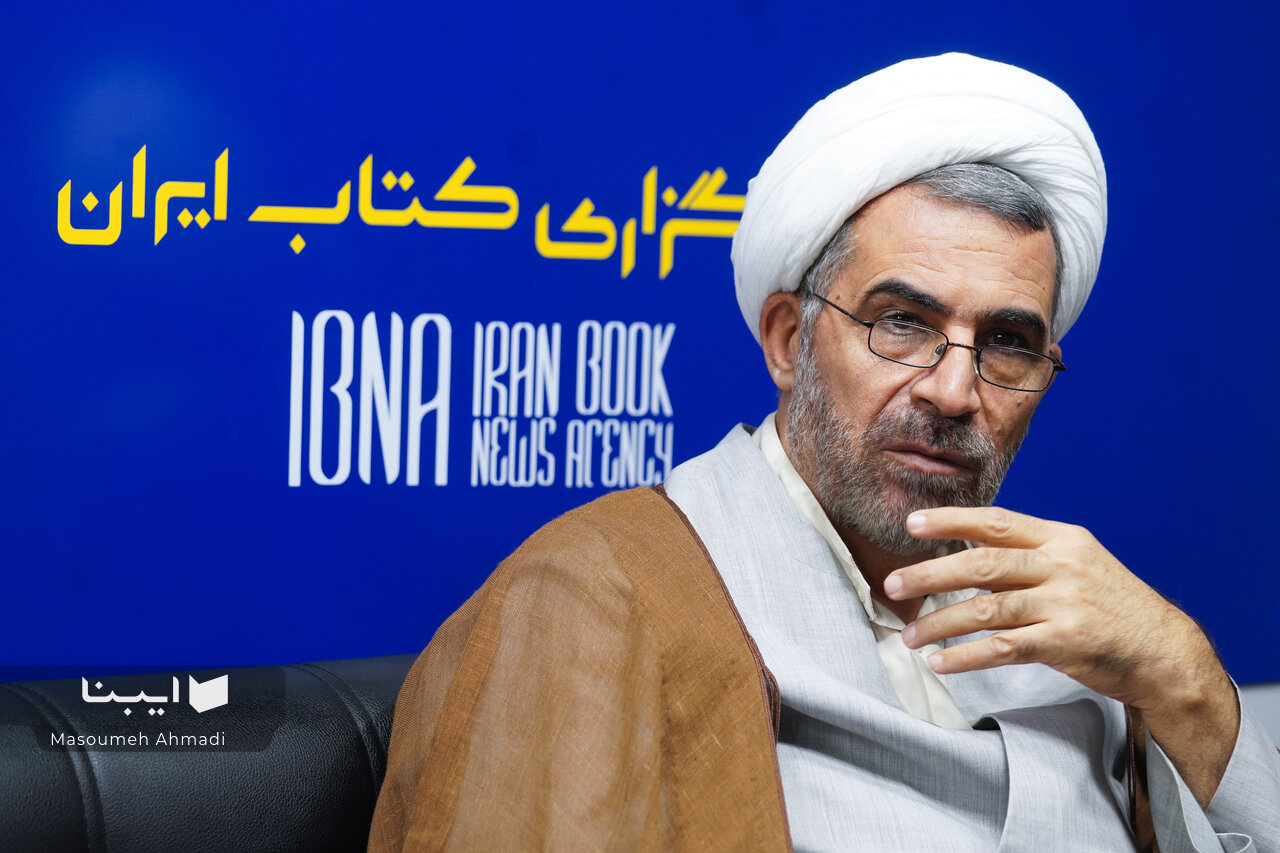 مردِ اسناد؛ از مطبوعات تا لرستانشناسی