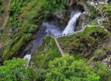 آبشار باراندوز؛ تماشای طبیعت در قاب کوهستان