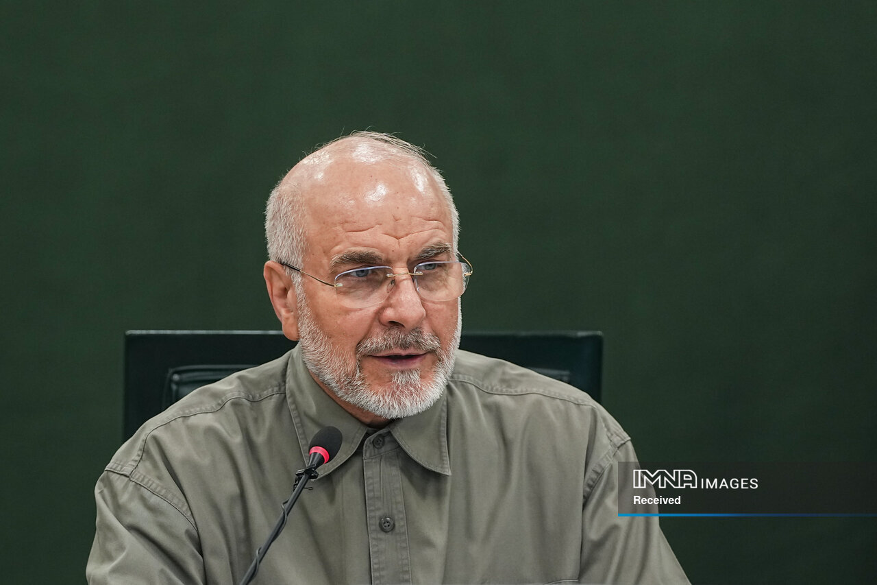قالیباف: آمریکا برخلاف ظاهرش آسیبپذیر و در معرض خطر است