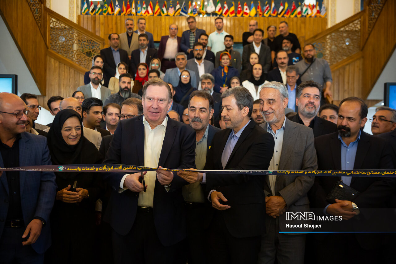 افتتاح نمایشگاه صنعت ساختمان اصفهان