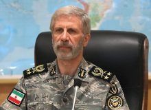 فرمانده کل ارتش: نیروهای مسلح در دفاع از استقلال ایران عزیز، لحظهای درنگ نخواهند کرد