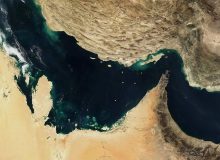 هشدار فرمانده نیروی دریایی سپاه؛ فریب آمریکا را نخورید؛ هر تحرک مشکوک هدف قرار میگیرد