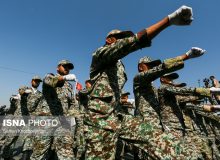 دریادار ایرانی: سربازی از شریفترین جلوههای مسئولیتپذیری جوانان در قبال کشور و ملت است