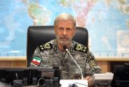 فرمانده کل ارتش: تجربه جنگهای اخیر اهمیت حیاتی و راهبردی پدافند هوایی را آشکار ساخت