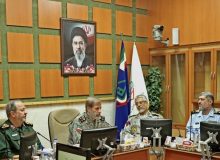 بررسی تحولات جنگ در دیدار فرمانده کل ارتش و سرپرست وزارت دفاع