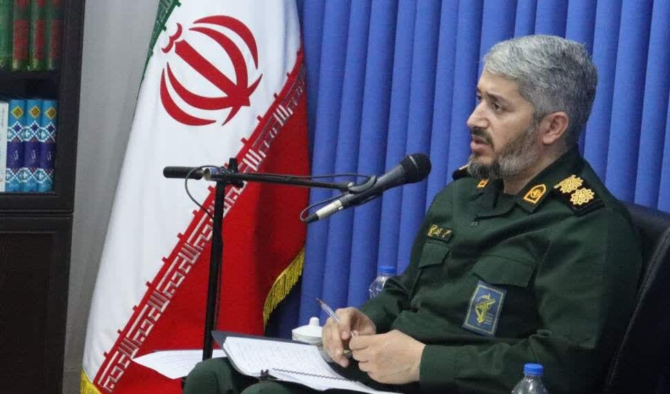 معاون هماهنگکننده سپاه کربلا: هیچ توقفی در تولیدات نظامی نداریم