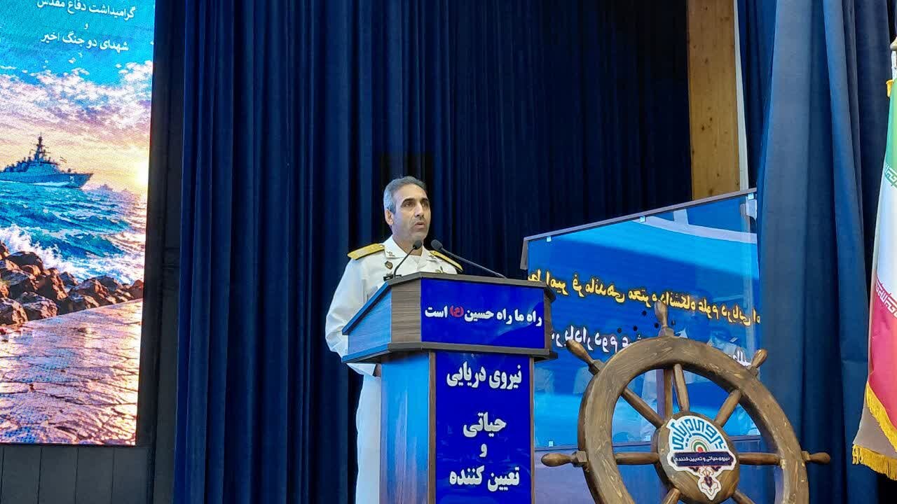 دریادار دوم مطلبی: دریادلان نیروی دریایی اجازه هیچگونه پیشروی به دشمن را نمیدهند