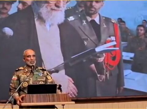 فرمانده نیروی زمینی ارتش: شهید موسوی بهترین الگو برای نظامیان نسل حاضر و نسلهای آینده است