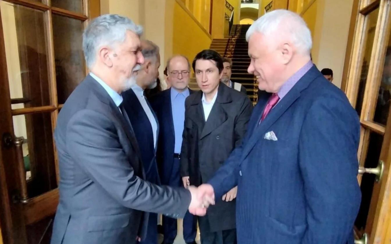بازدید صالحی از بزرگترین دانشگاه فرهنگ روسیه/ توسعه آموزش زبان فارسی در سنپترزبورگ