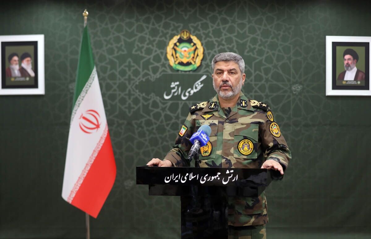 سخنگوی ارتش: دکترین نظامی ایران از پدافند به آفند تغییر کرده است