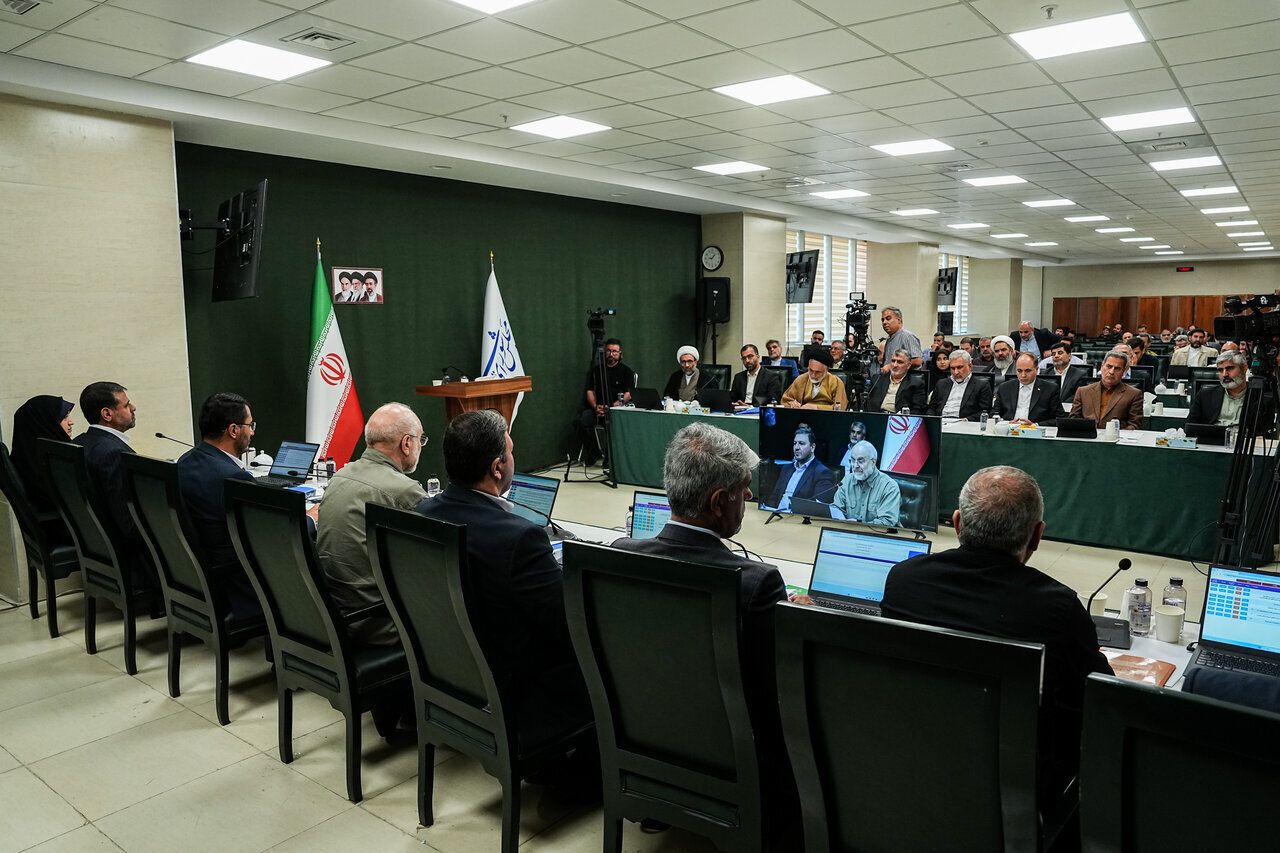 برنامههای وزیر پیشنهادی دفاع در ۲ نشست وبیناری مجلس بررسی میشود