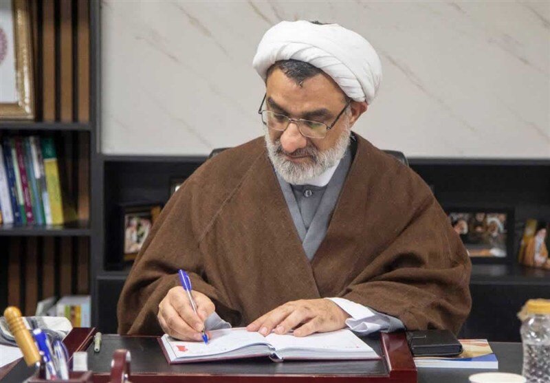 خسروپناه: اقتدار انتظامی با قانونمداری و تکریم مردم پایدار میشود