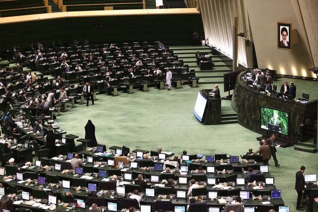 آنچه امروز در دومین نشست مجلس برای بررسی برنامههای وزیر پیشنهادی دفاع گذشت