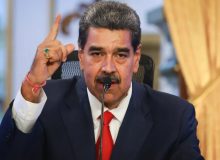 مادورو اتهامات جدید علیه خود را دروغ خواند