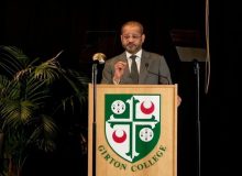 وزیر خارجه عمان: امنیت خلیج فارس بدون مشارکت ایران ممکن نیست