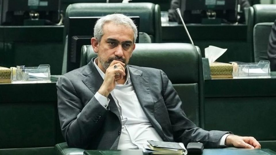 کارت زرد مجلس به وزیر اقتصاد؛ گرانیها وزیر را به صحن کشاند