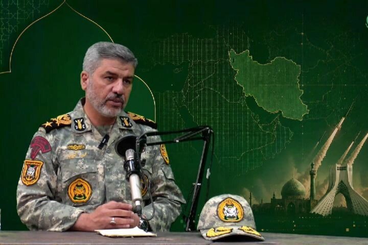 سخنگوی ارتش: تسلیحات و آمادگی لازم برای یک جنگ طولانی را داریم