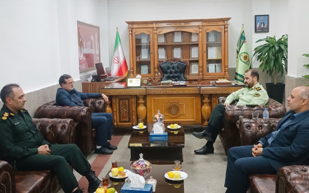 دیدار حسین حقوردی با فرمانده انتظامی غرب استان تهران و تبریک هفته نیروی انتظامی